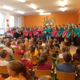 ZŠ Malé Hoštice - Smíšený pěvecký sbor Gymnázia Orlová