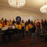 Výchovný koncert pro MGO, Dívčí PS G Orlová; sbormistryně: Petra Rašíková